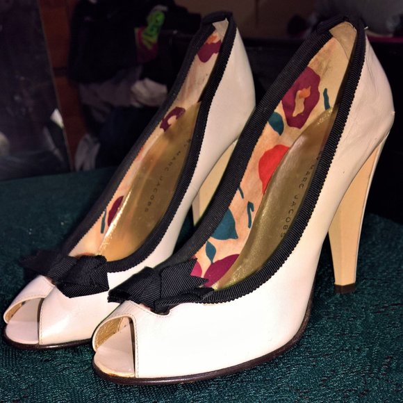 Marc Jacobs Heels - Picture 1 of 4